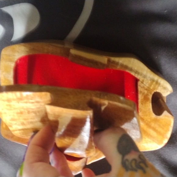 Rare hand carved hellokitty puzzle box - Picture 6 of 7